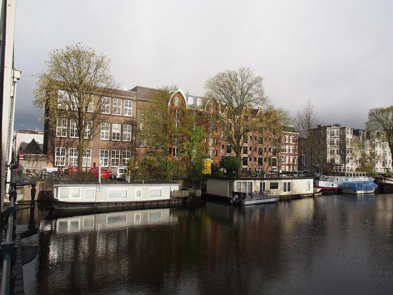 Central & Quiet Canal Apartment アムステルダム エクステリア 写真