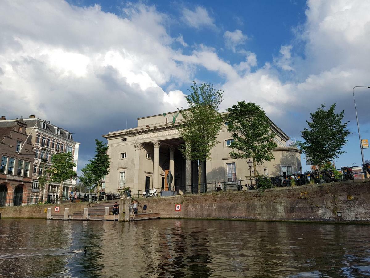 Central & Quiet Canal Apartment アムステルダム エクステリア 写真